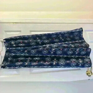 French Laundry size M pants.